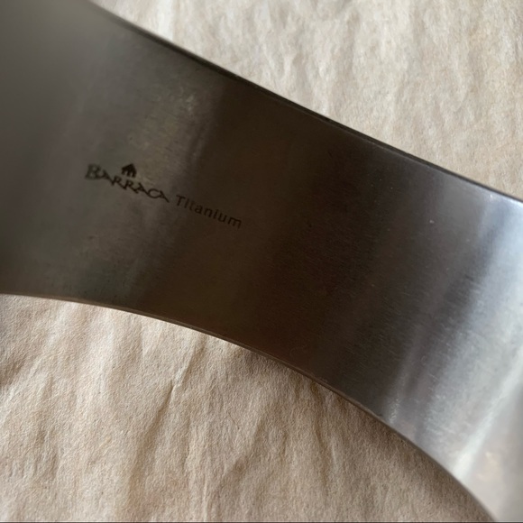 Barraca Titanium Cuff Bracelet - Picture 2 of 5